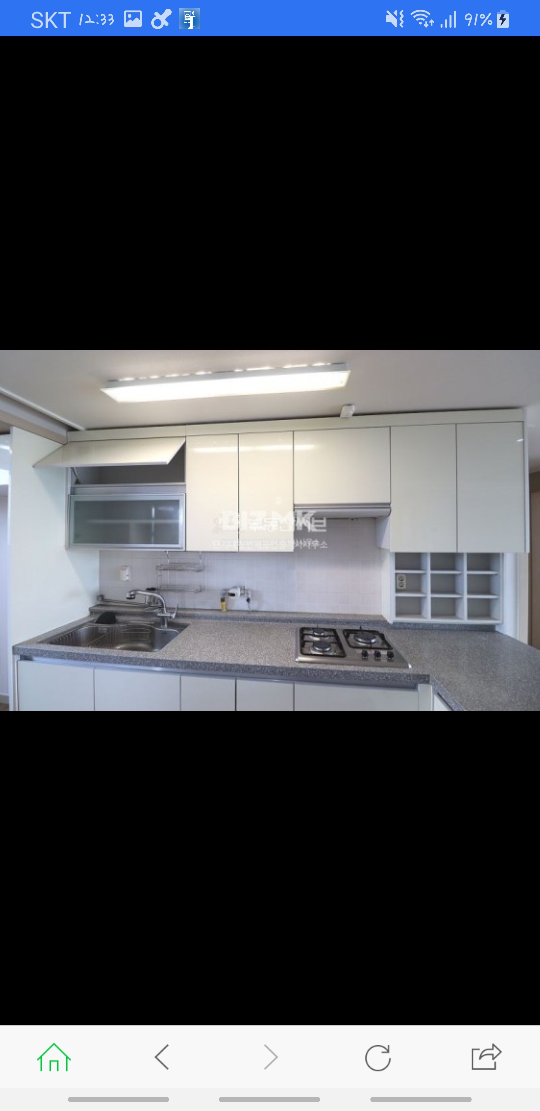 3743815815_YkDOR2oi_a6e90ad5fe9d4a8cc84ac8551b772d88d0fe2019.jpg 이미지크게보기