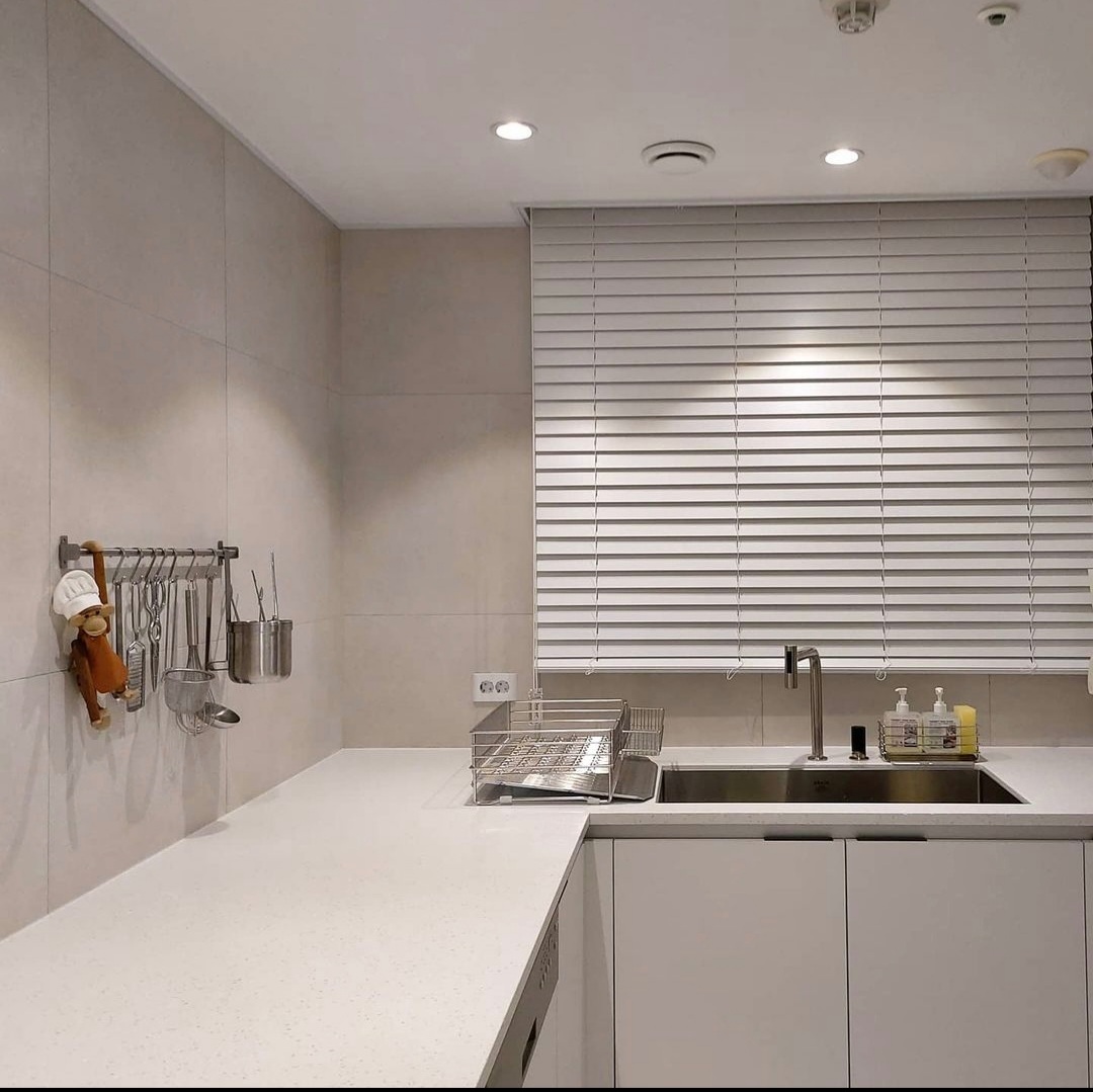 3743929618_Es6c7Xhj_8366fa686ff6cc33ecd8f0350b216de11c7fe222.jpg 이미지크게보기