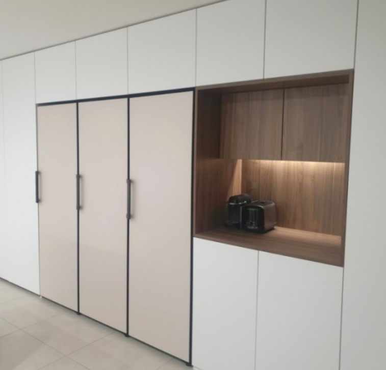 3743929618_oYKudrwv_0ff7e349a733166df85de9323884182224f4b0dc.jpg 이미지크게보기