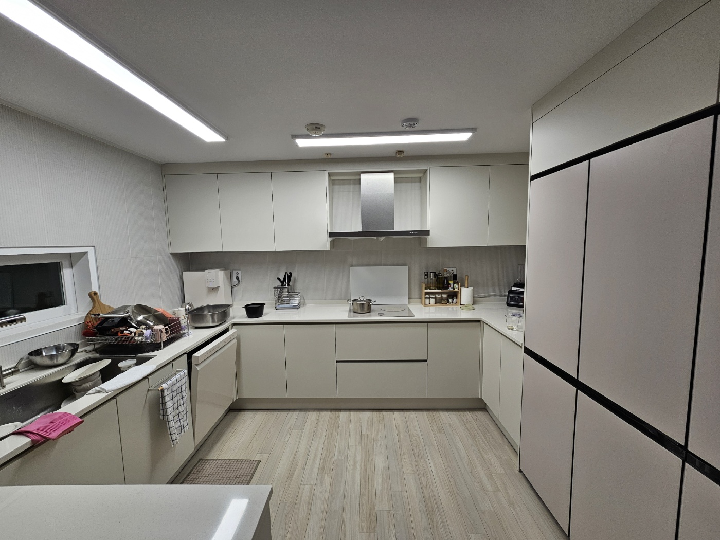 /user/s/saelim/editor/2510/a4c53128f19db0bf2c91ab55f3f493ec_1761699909_0298.jpg 이미지크게보기