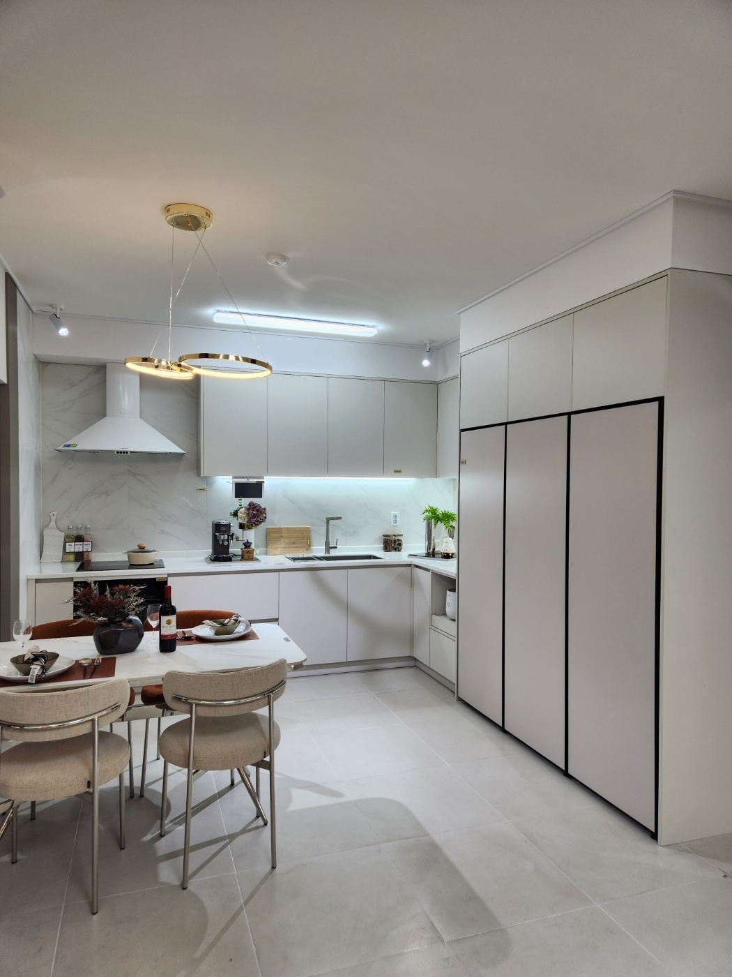 /user/s/saelim/editor/2510/a4c53128f19db0bf2c91ab55f3f493ec_1761700097_5394.jpg 이미지크게보기